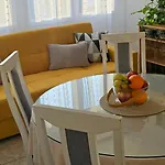 Apartman Great Flat Few Minutes From The Beach! Pula
