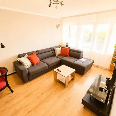 Great Flat Few Minutes From The Beach! Apartman *