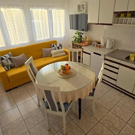 شقة Great Flat Few Minutes From The Beach! بولا