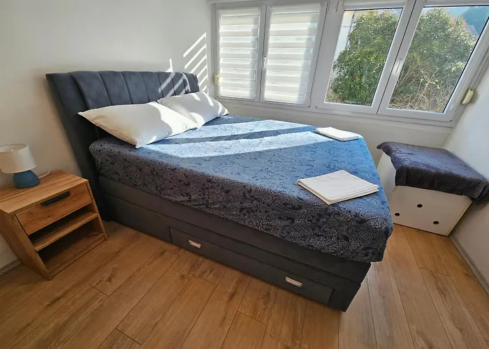 Apartman Great Flat Few Minutes From The Beach! Póla