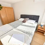 Apartment Great Flat Few Minutes From The Beach! Pula