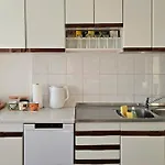 Great Flat Few Minutes From The Beach! *