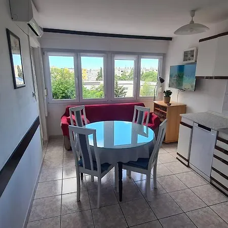 Apartment Great Flat Few Minutes From The Beach! *