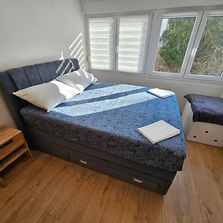 Great Flat Few Minutes From The Beach! Apartment