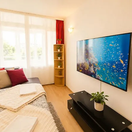 Great Flat Few Minutes From The Beach! Apartment