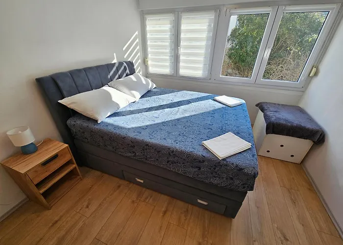 Great Flat Few Minutes From The Beach! Lejlighed